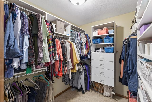 7780 139th Court, Apple Valley, MN 55124