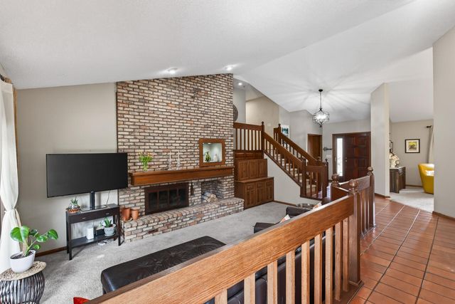 7780 139th Court, Apple Valley, MN 55124