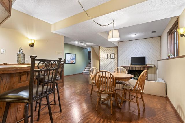 7780 139th Court, Apple Valley, MN 55124