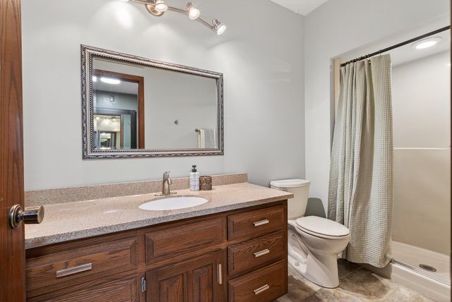 7780 139th Court, Apple Valley, MN 55124