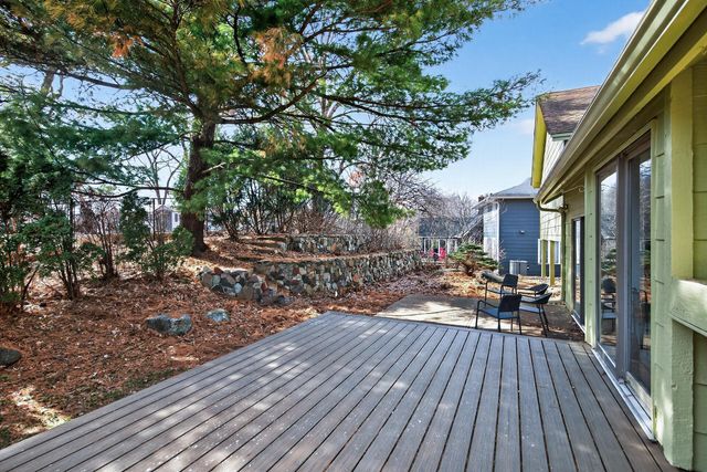 7780 139th Court, Apple Valley, MN 55124