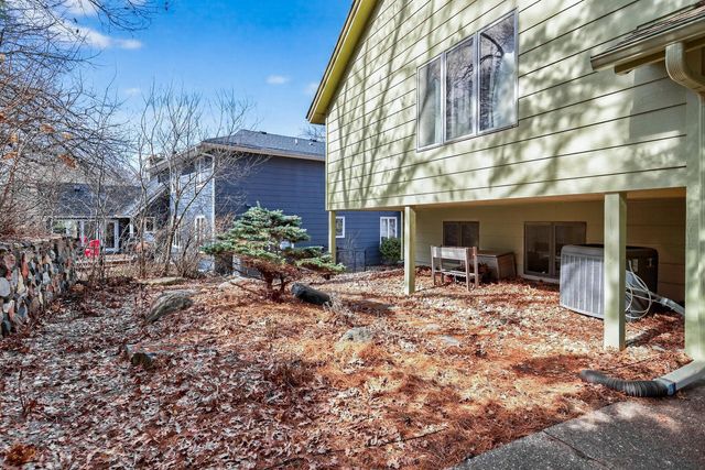 7780 139th Court, Apple Valley, MN 55124