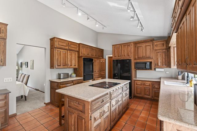 7780 139th Court, Apple Valley, MN 55124