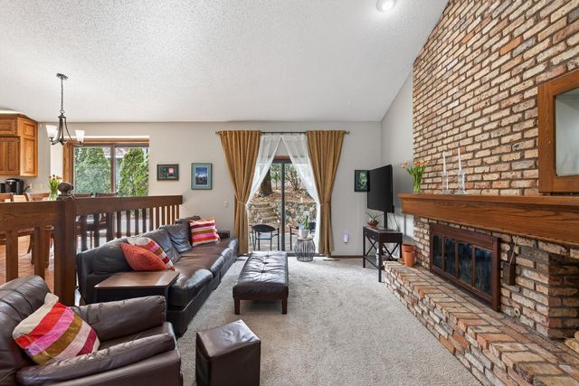 7780 139th Court, Apple Valley, MN 55124