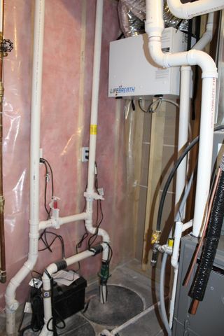 959 50th Avenue W, West Fargo, ND 58078