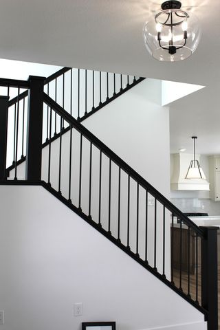 959 50th Avenue W, West Fargo, ND 58078