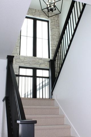 959 50th Avenue W, West Fargo, ND 58078