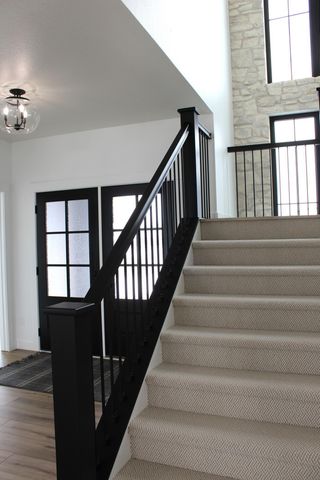 959 50th Avenue W, West Fargo, ND 58078