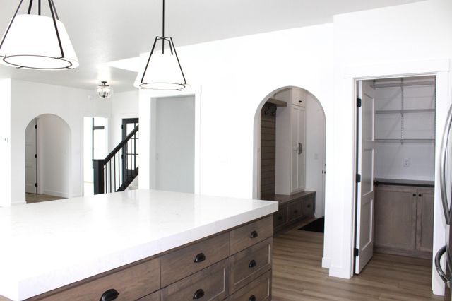 959 50th Avenue W, West Fargo, ND 58078