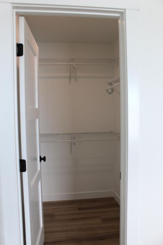 959 50th Avenue W, West Fargo, ND 58078