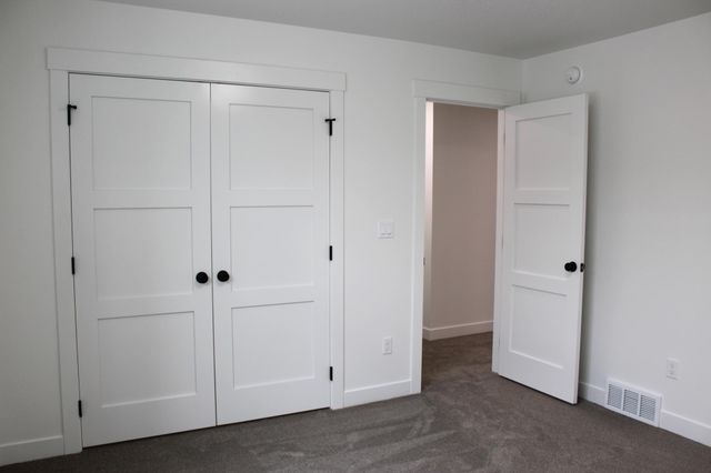 959 50th Avenue W, West Fargo, ND 58078