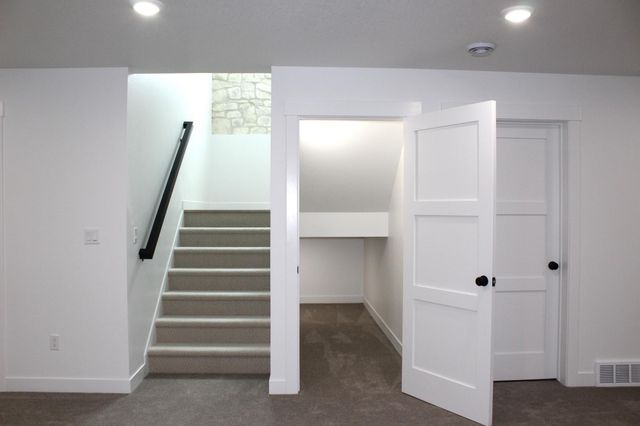 959 50th Avenue W, West Fargo, ND 58078