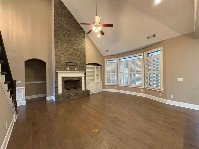 3720 Kennent Square, Suwanee, GA 30024