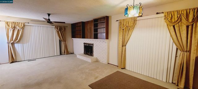 1 Castlewood, Pittsburg, CA 94565