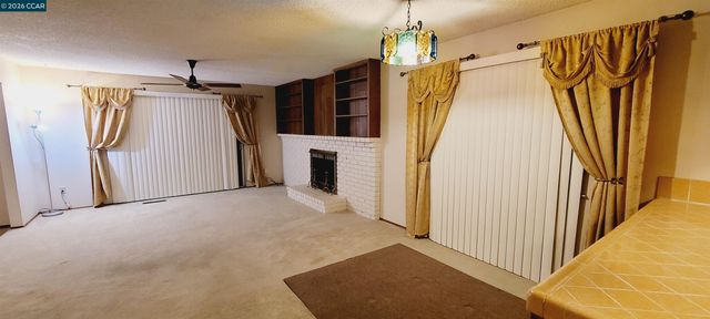 1 Castlewood, Pittsburg, CA 94565