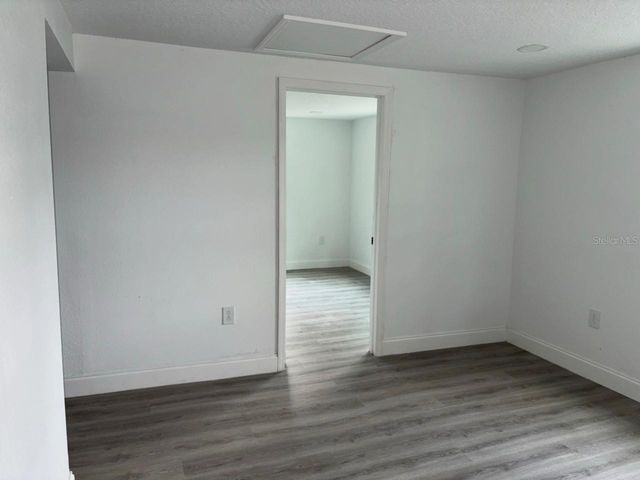 5813 N 15TH STREET, Tampa, FL 33610