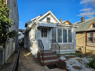 43-05 21 Avenue, Astoria, NY 11105
