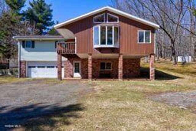 524 Angel Hill Road, Chatham, NY 12037