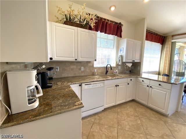 1570 Winding Oaks WAY 201, Naples, FL 34109