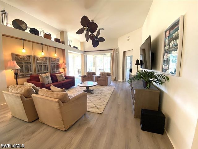 1570 Winding Oaks WAY 201, Naples, FL 34109