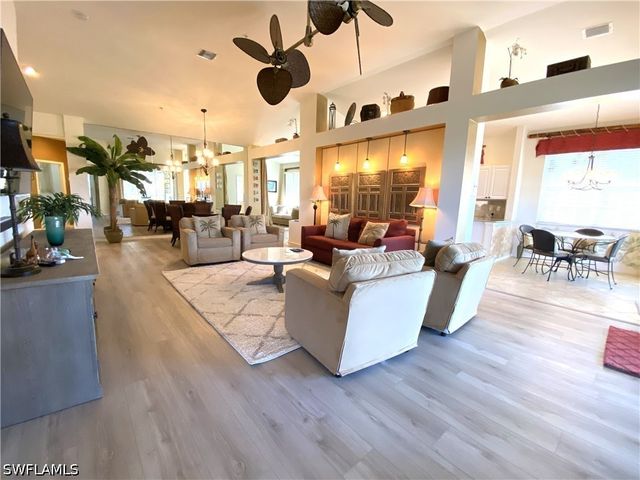 1570 Winding Oaks WAY 201, Naples, FL 34109