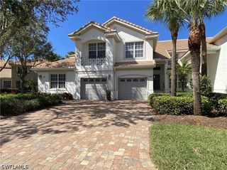 1570 Winding Oaks WAY 201, Naples, FL 34109