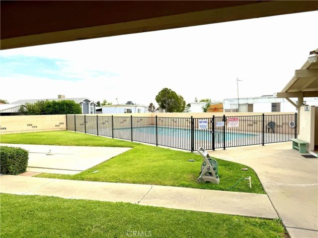 185 N Eucalyptus 53, Rialto, CA 92376