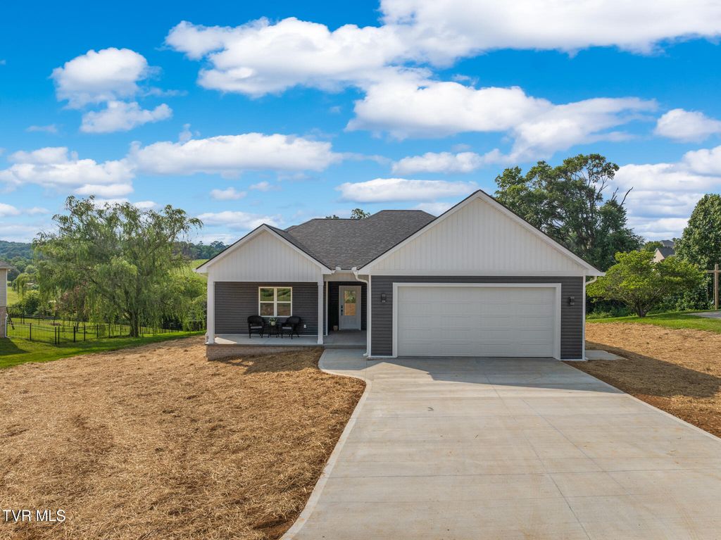 4203 Stansberry Road, Morristown, TN 37813