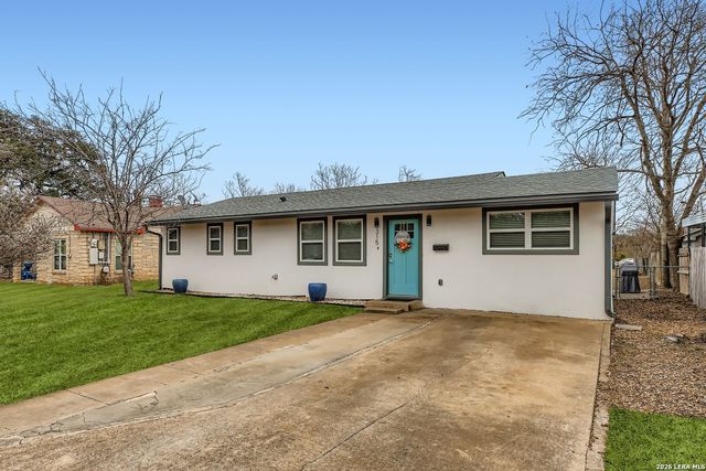 315 N Mimosa, Kerrville, TX 78028