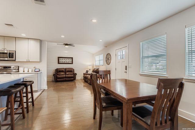 315 N Mimosa, Kerrville, TX 78028