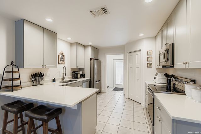 315 N Mimosa, Kerrville, TX 78028