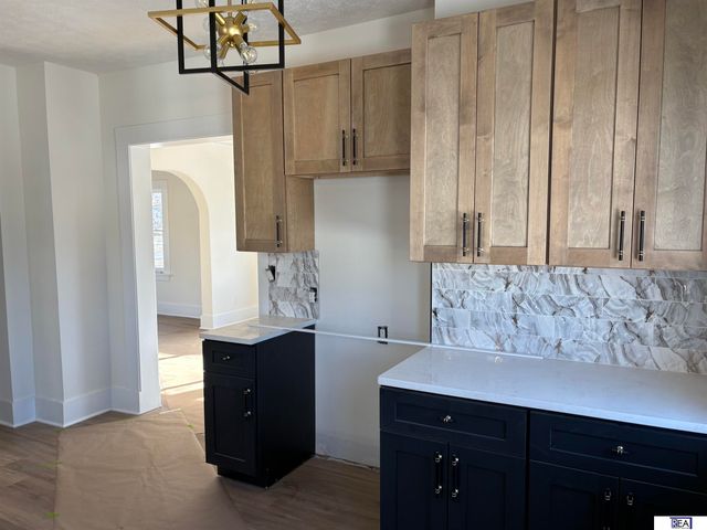 2728 Fontenelle Boulevard, Omaha, NE 68104