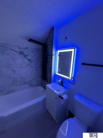 2728 Fontenelle Boulevard, Omaha, NE 68104