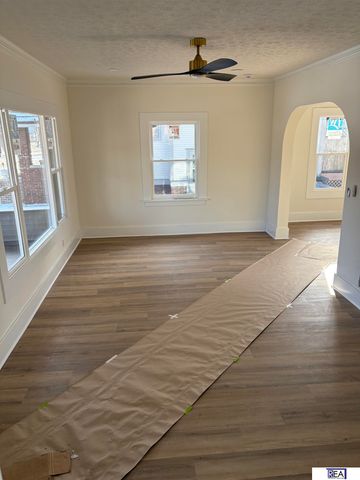 2728 Fontenelle Boulevard, Omaha, NE 68104