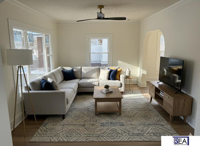 2728 Fontenelle Boulevard, Omaha, NE 68104