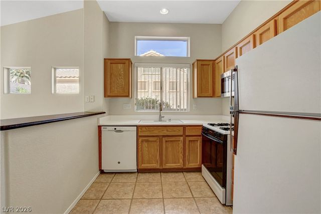 2105 Red Dawn Sky Street, Las Vegas, NV 89134