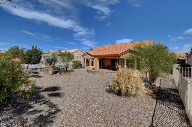 2105 Red Dawn Sky Street, Las Vegas, NV 89134