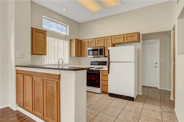 2105 Red Dawn Sky Street, Las Vegas, NV 89134