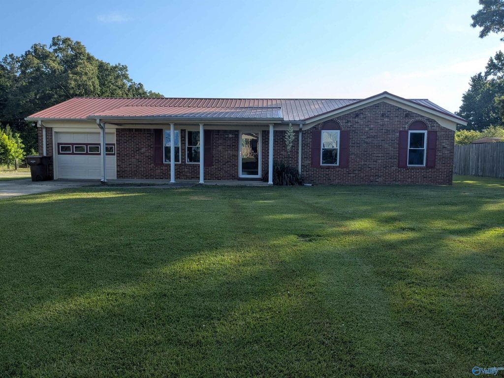 18551 Prescott Street, Athens, AL 35614