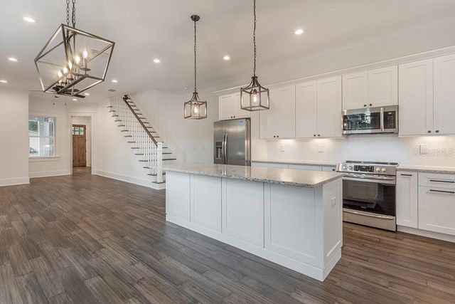 1408 E CURTIS STREET B, Tampa, FL 33603