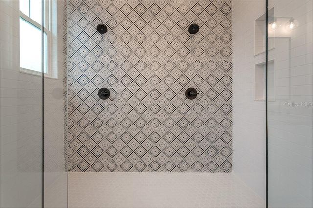 1408 E CURTIS STREET B, Tampa, FL 33603