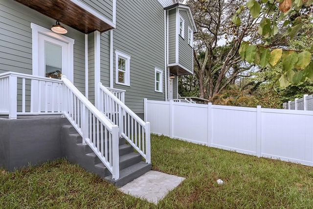 1408 E CURTIS STREET B, Tampa, FL 33603