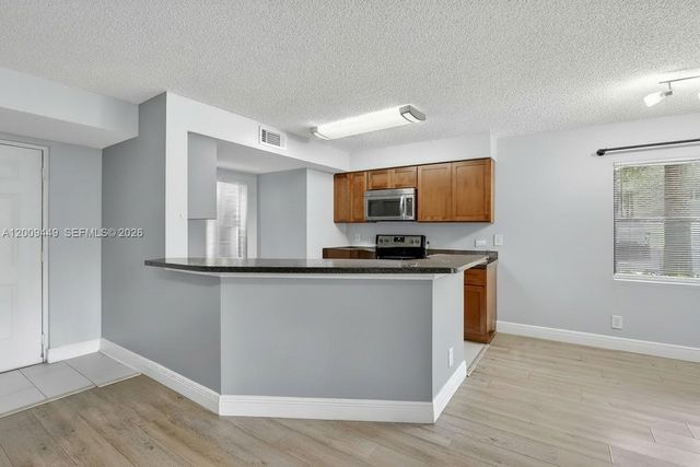 9999 Summerbreeze Dr 401, Sunrise, FL 33322