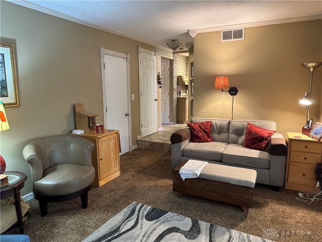 1017 Terracewood Drive, Englewood, OH 45322