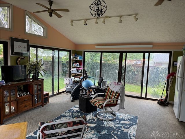 1017 Terracewood Drive, Englewood, OH 45322