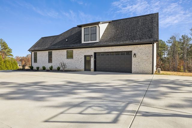 130 Saddlebrook Dr, Hohenwald, TN 38462