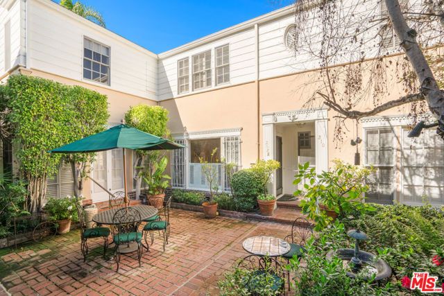 208 S El Camino Drive, Beverly Hills, CA 90212