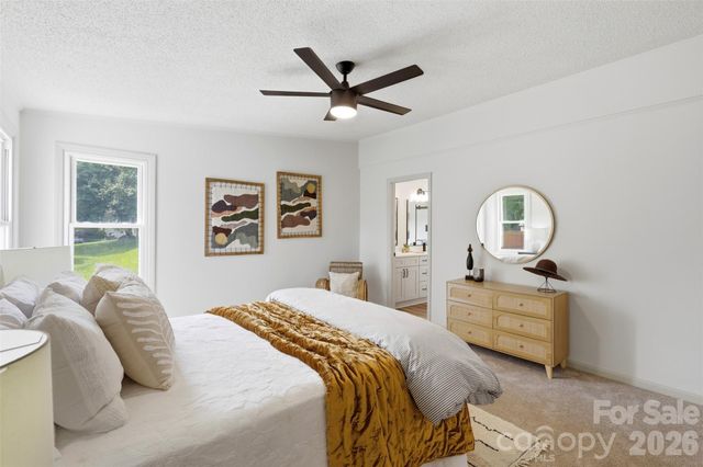 2918 Wild Duck Court, Charlotte, NC 28262