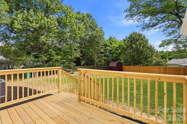 2918 Wild Duck Court, Charlotte, NC 28262