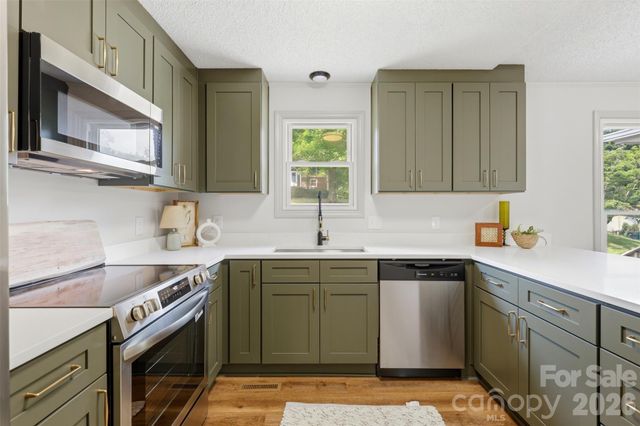 2918 Wild Duck Court, Charlotte, NC 28262